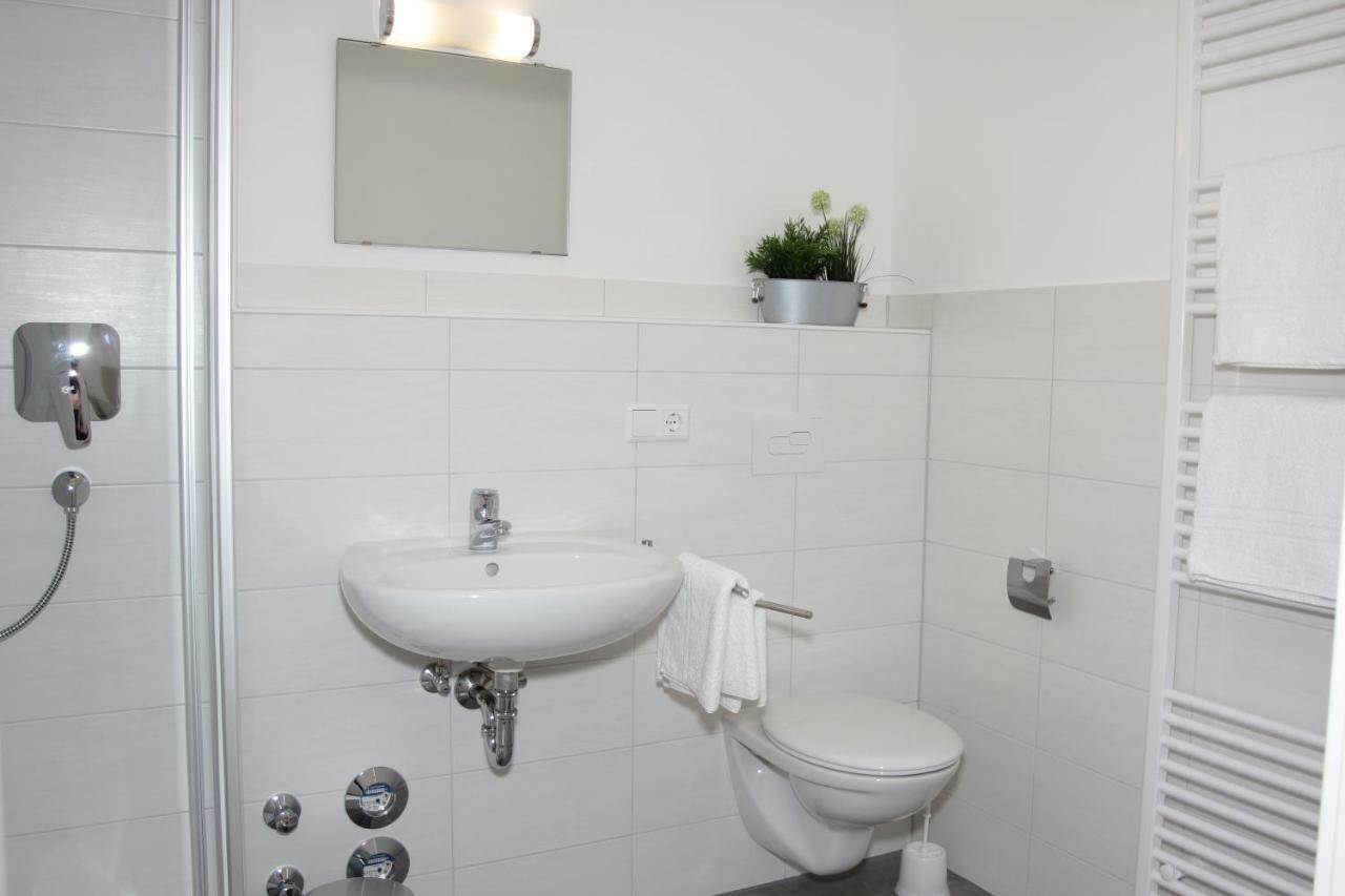 Schoenblick Hotel Garni Ferienwohnungen Lindenberg im Allgäu Eksteriør bilde